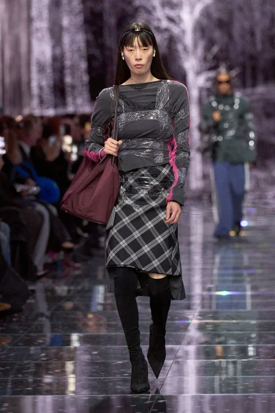 Look 57